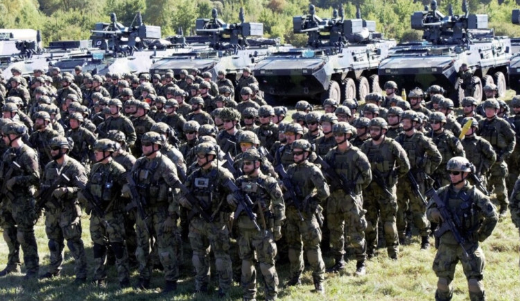 Obrana zůstává prioritou: Česko cílí na 3 % HDP do 2030 v souladu s NATO