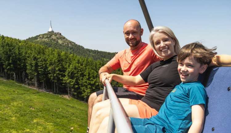 Lanovkou na Skalku se poslední prázdninový víkend svezete za 80 korun