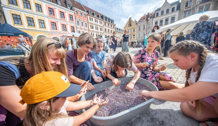 V Liberci začíná velkolepý festival skla, šperku a bižuterie Crystal Valley Week 2025
