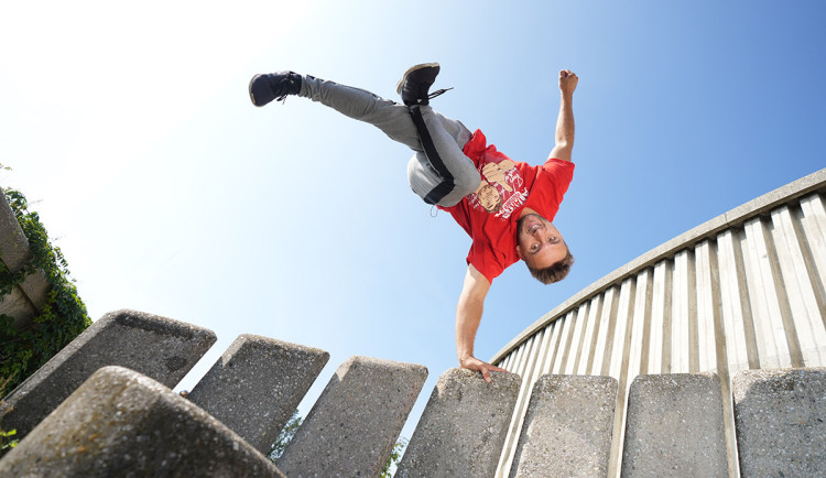 Tary míří do BABYLONU