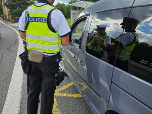 Policisté na poslední prázdninový víkend obsadili silnice. Zjistili přes tři sta přestupků