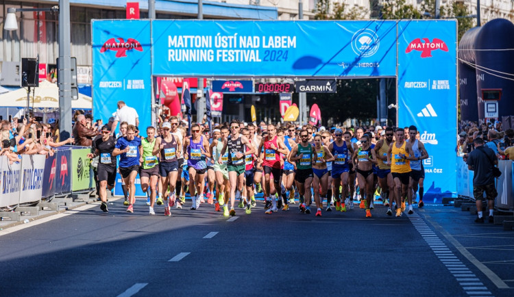 RunCzech se po roce vrací do centra Ústí. Popatnácté se koná Běžecké Ferrari
