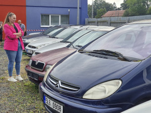 Dražba 16 autovraků v Liberci vynesla 64.800 korun, nejvíce prodej Škody 120