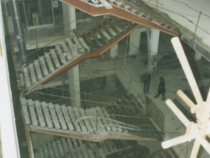 Stavba smíření, ve které sídlí knihovna i synagoga, slaví 25 let. Zůstává nadčasovou