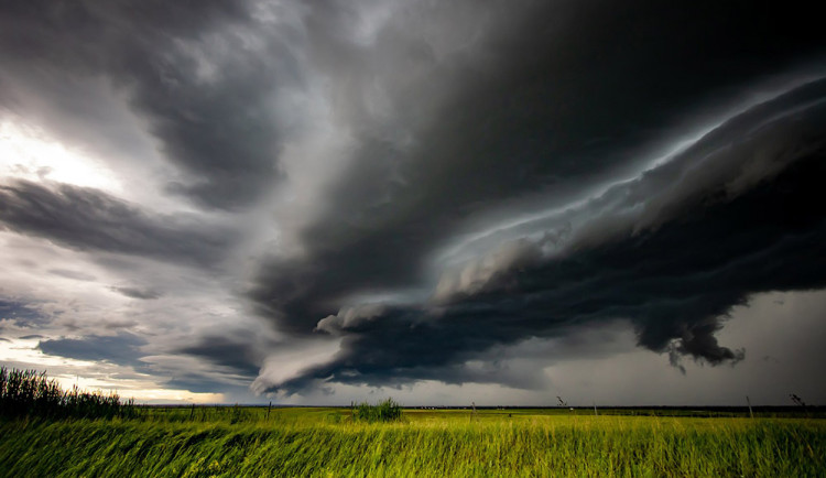 Rok po záplavách. V Olomouckém kraji platí kvůli dešti povodňová bdělost, budou i silné bouřky