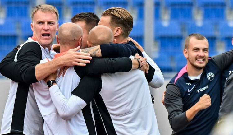 Zasloužená výhra, byl spokojený Kováč. Pomohla i standardka v úvodu, shodl se s Maškem