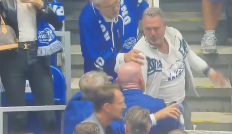 V Brně řeší incident po výhře Komety. Fanoušek vystartoval na trenéra hostů Grosse