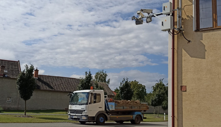 Řidiči, pozor v okolí Uničova. Rychlost začaly měřit tři nové radary