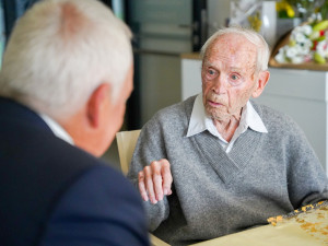 V Liberci žije 12 sto a více letých občanů. Nejnověji se stoletým stal Karel Dubský