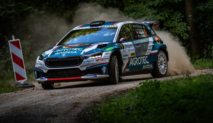 Kopecký vyhrál 1. etapu Rally Pačejov a míří za mistrovským titulem