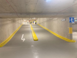 Parkovací dům se otevře už koncem října.