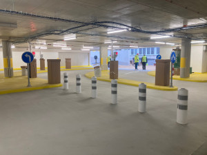 Parkovací dům se otevře už koncem října.