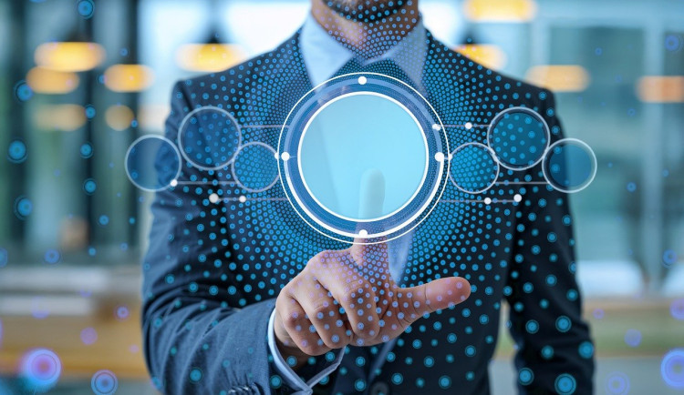 Češi si zvykli na digitální inovace. Nejužitečnější je sledování objednávek