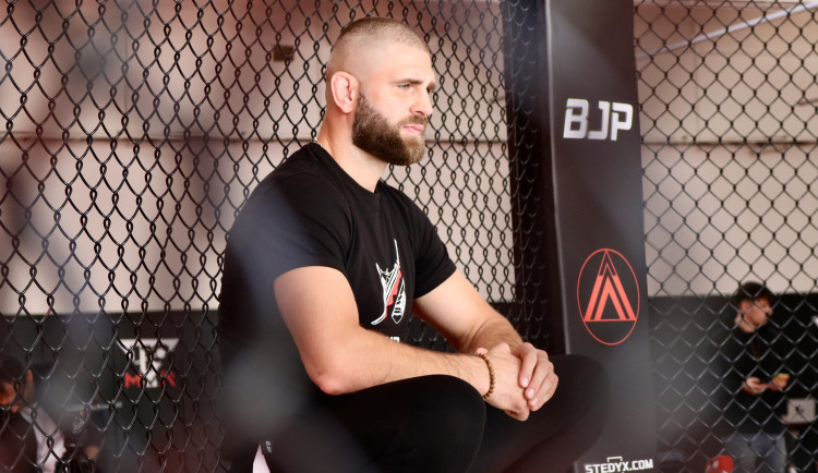 Bojovník Procházka slaví vítězství i narozeniny, nejvíc si přeje zápas o titul