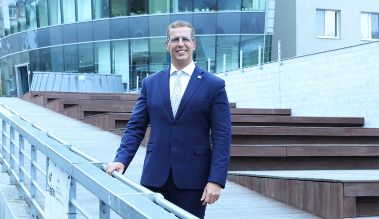 Novým rektorem liberecké univerzity zvolil akademický senát Aleše Kocourka