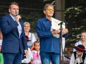 Stovky lidí se naposledy rozloučily s kantorem a agronomem Jaroslavem Palarcem