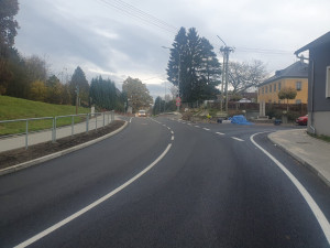 Kdy bude oficiálně opět průjezdná silnice přes Mníšek a Oldřichov? Vlastně už je