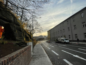 Silnice Nová Pastýřská je otevřená, měla by odvést část dopravy z centra