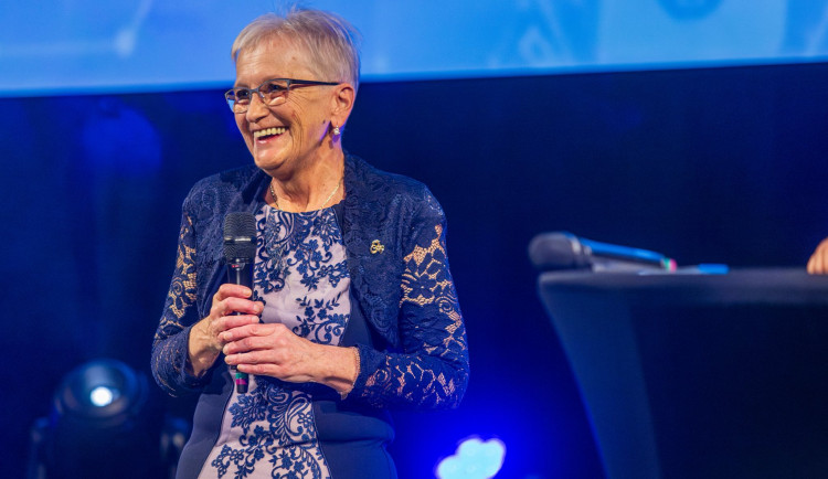 Obrovský úspěch. Českolipská vrchní sestra Lenka Caklová bodovala v celostátní soutěži Sestra roku 2025