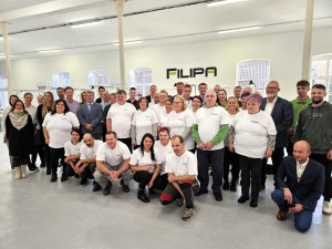 Společnost FILIPA dala zaměstnání hendikepovaným. Pracují v továrně na Frýdlantsku