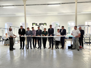 Společnost FILIPA dala zaměstnání hendikepovaným. Pracují v továrně na Frýdlantsku