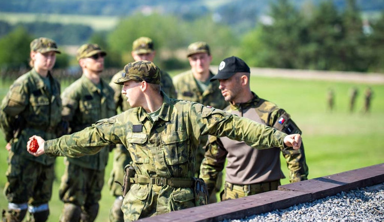 Soud řeší smrt studenta po výcviku ve Vyškově. Znalec popsal chyby zdravotnic