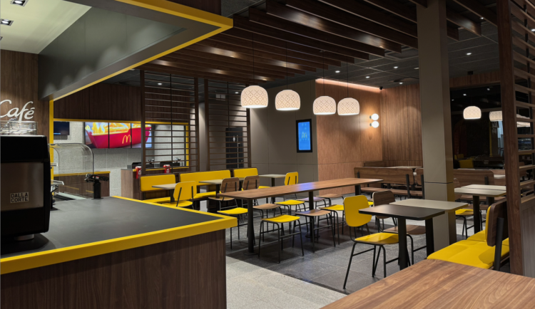 McDonald´s u OC Nisa otevře po rekonstrukci v pátek 21. listopadu v 7 hodin ráno