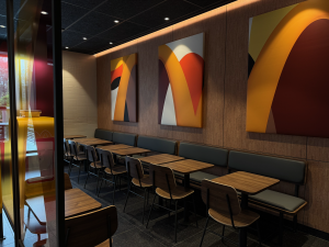 McDonald´s u OC Nisa otevře po rekonstrukci v pátek 21. listopadu v 7 hodin ráno