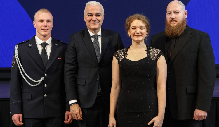 Tři lidské životy zachránila mladá žena během jednoho měsíce. Teď za to získala cenu