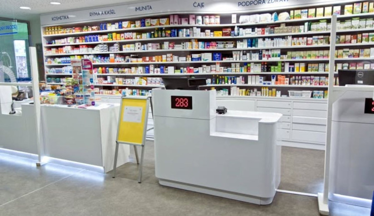 Užívejte léky bezpečně, hradecká nemocnice pokračuje v lékových konzultacích