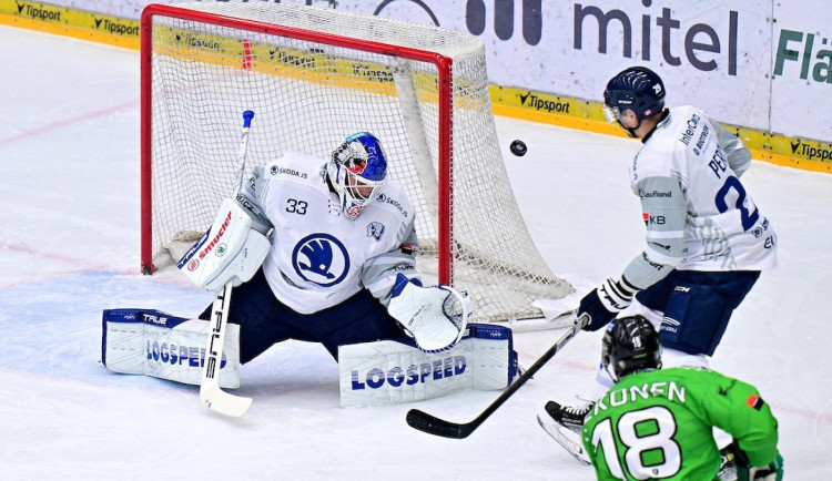 Hokejisté Mladé Boleslavi zdolali Plzeň 2:1. Oba góly vítězů dal Mazura