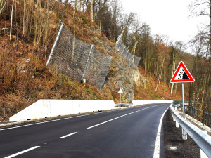 Obnova silnice u Benešova u Semil je hotová. Šlo o jeden z největších silničních projektů kraje