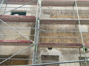 Obnova kina Varšava v Liberci bude delší, fasáda dostane zpět původní omítku