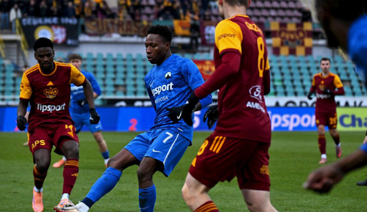 Slovan na skvělé výkony z listopadu nenavázal, s Duklou remizoval 1:1