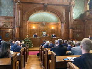 Prezident v Liberci. Zaujala ho nanovlákna, na radnici mluvil o pomoci Ukrajině