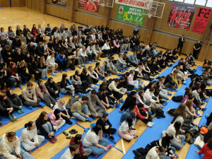 Co když válka dojde až k nám? Zeptal se na besedě v Jablonci student prezidenta