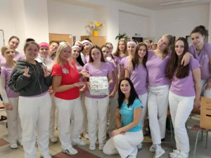 Když středoškoláci nejsou lhostejní. Napříč krajem pomáhají, kde je třeba