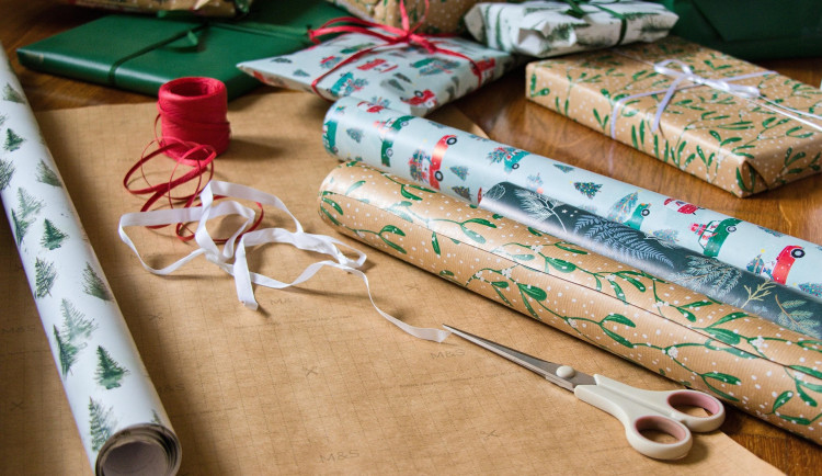 PŘEHLED: Od svíček po stromky. Kam s odpadem po Vánocích?