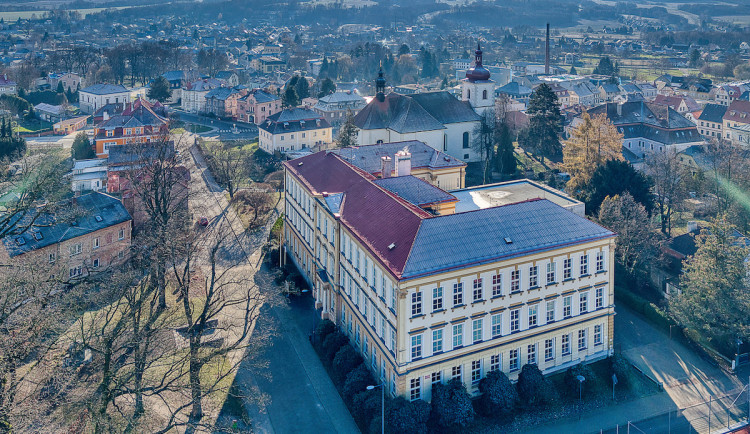 Školy, vodovod i Bekon. Hrádek zainvestuje do rozvoje víc než výrazně větší města