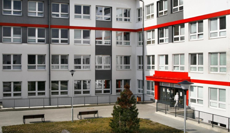Pohotovost v Bruntále se stěhuje do zdejší nemocnice. Už ji nebude provozovat záchranka