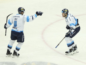 Tygři vybojovali derby. Mladou Boleslav skolil v nájezdech Lenc