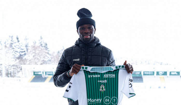 Ze Sparty přichází do Jablonce Nelson Okeke