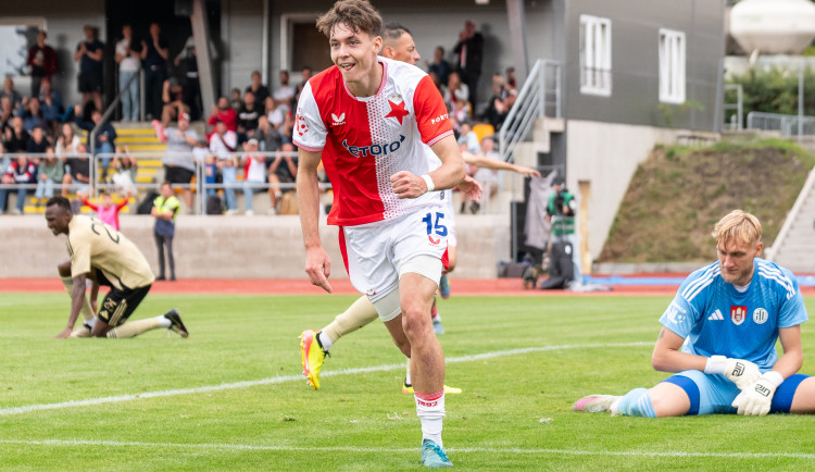 Do Artisu přichází talent ze Slavie. Dvacetiletý Toula podepsal do roku 2029