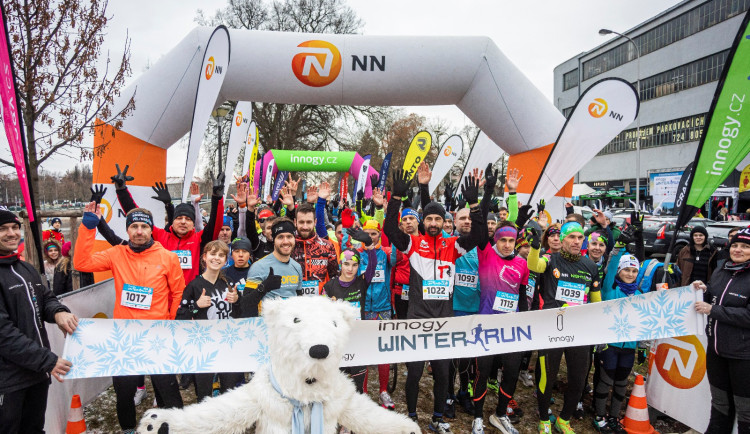 Hradec láká o víkendu na Winter Run, šermířské souboje i večerní prohlídky Hučáku