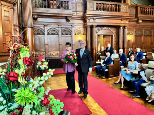 Dvojitá zlatá svatba sester z Liberce. Nechyběly slzy dojetí, tradiční ano ani prstýnky