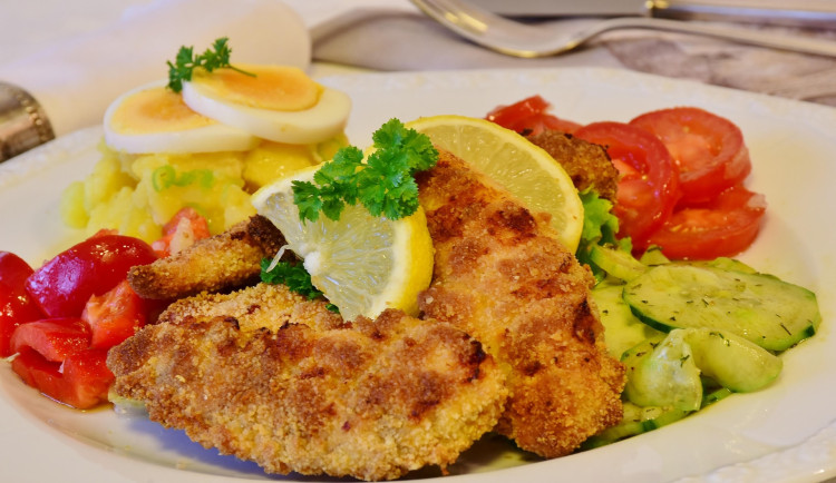 Sedm tipů, jak zatočit s rozkolísaným cukrem po svátcích. Nejen pro diabetiky