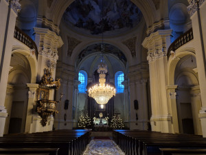 Chrámový křišťálový lustr z Hejnic se po více než sto letech dočká generální obnovy