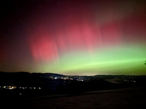 Foto: Polární záře vybarvila nebe, podívejte se na úlovky čtenářů