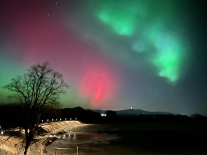 Foto: Polární záře vybarvila nebe, podívejte se na úlovky čtenářů