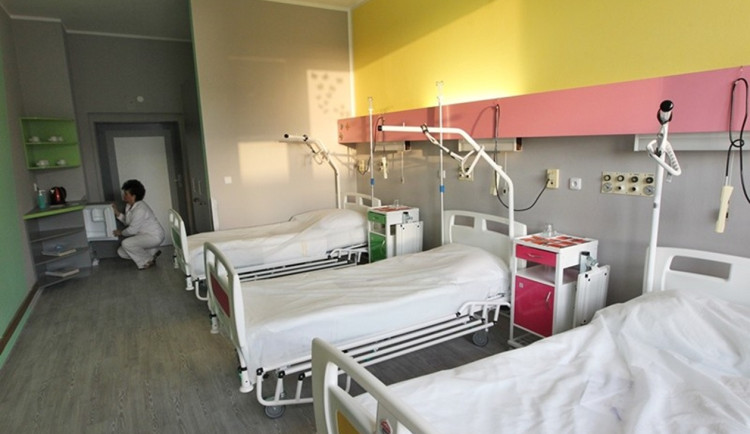 Třináctý Vánoční pokoj zlepší zázemí na interně, vybralo se téměř dvě stě tisíc